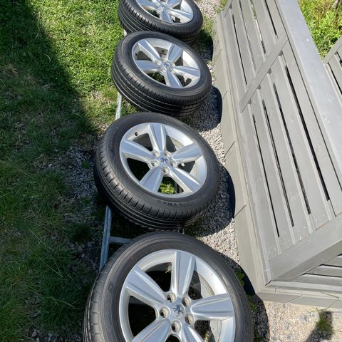 Sommerdekk 225/55 R18