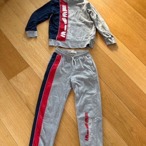 Levis joggebukse og hettegenser Str 152