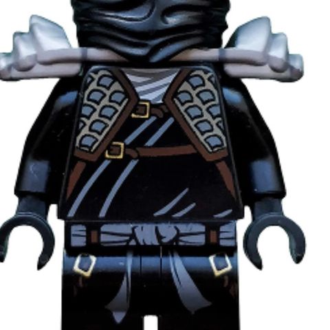 Ønsker å kjøpe tre Ninjago figurer