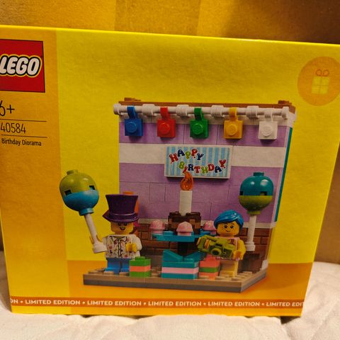 Lego Birthday Diorama 40584