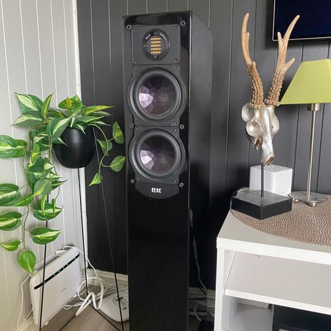 Elac 247 black edition