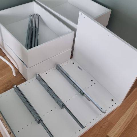 Komplement - PAX avdeler til IKEA skap