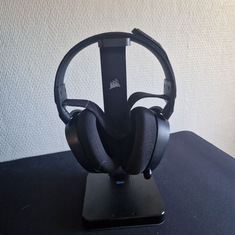 steelseries arctis 7 wireless med Headsettstand