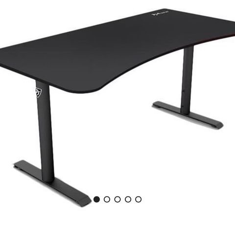 Arozzi gaming desk