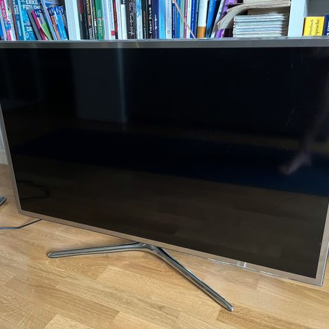 Samsung 40’ TV   Ue40f6275