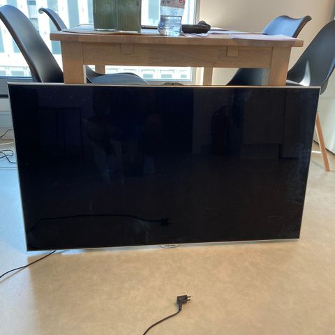 Samsung smart tv 46”