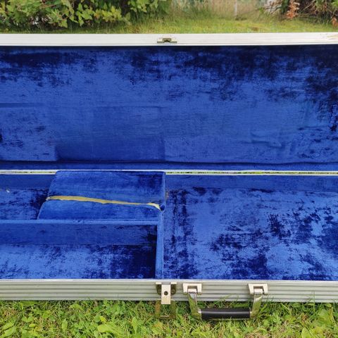 Aluminum flight case til gitar