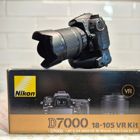 Nikon D7000 18-105 VR kitt