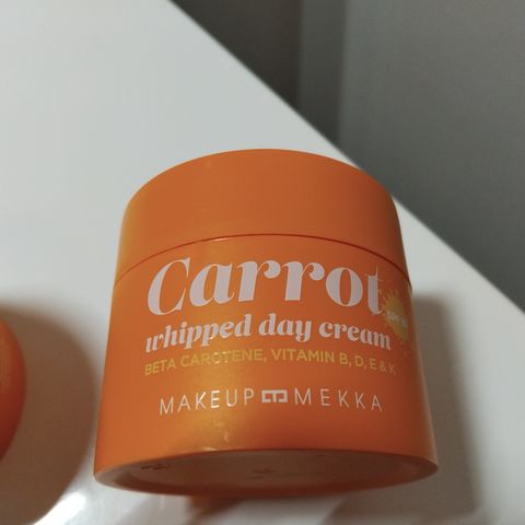 NY, UÅPNET, 1 Carrot Whipped Day Cream + 1 Carrot Whipped Night Cream