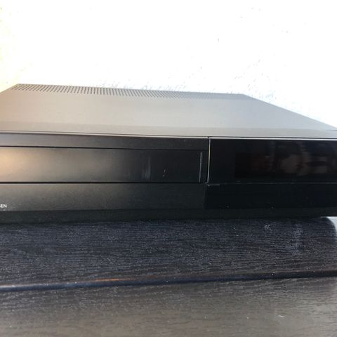 Bang & Olufsen VHS-spiller modell V3000 - type 4520