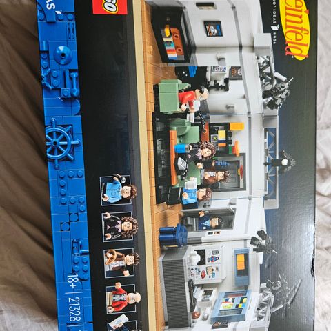 Seinfeld Lego