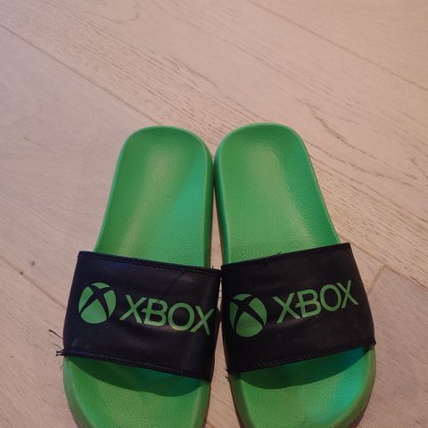 Xbox sandaler