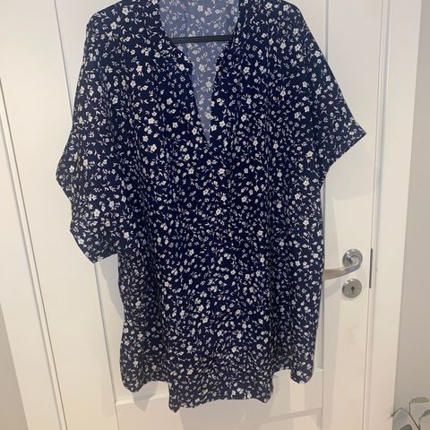 Ny bluse 3XL / 54