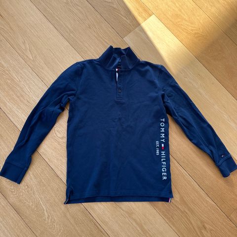 Tommy Hilfiger poloskjorte Str 152 - aldri brukt