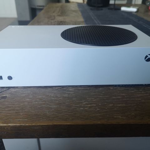 Xbox serie S 512gb selges