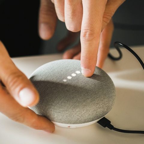 Google Home Mini smarthøytaler