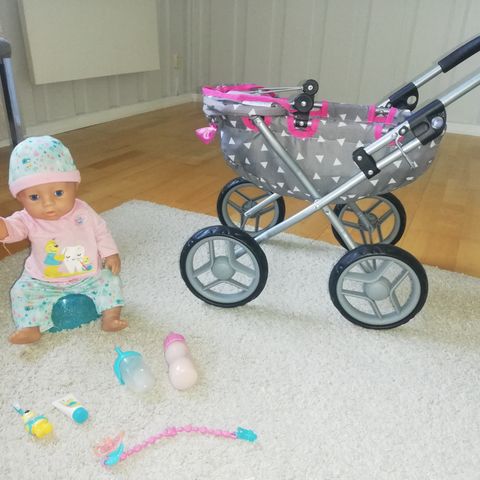 BABY BORN dukke med vogn og utstyr