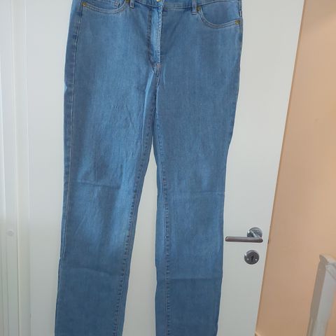 BETTY Jeans fra Tara W40 L79