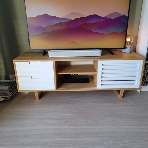 TV benk 150 cm