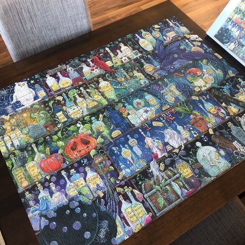 Puslespill 2000 brikker Ravensburger puzzle (har masse detaljer)