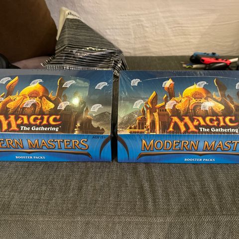 Modern Masters 2013 og 2015 selges