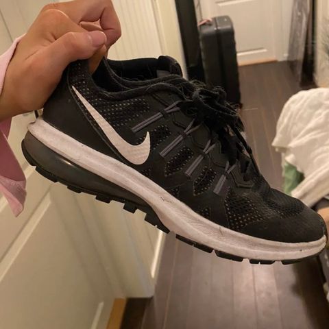 NIKE SKO 37.5