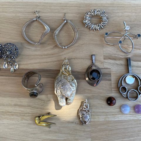 Gamle sølvsmykker, emalje, sølje, ring, ørepynt, ITH mm.