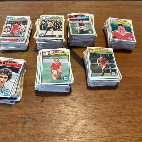 Topps Fotballkort 1978, 400+ kort