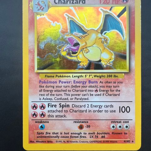 Pokemon Charizard  4/102