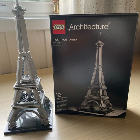 LEGO Eiffeltårnet