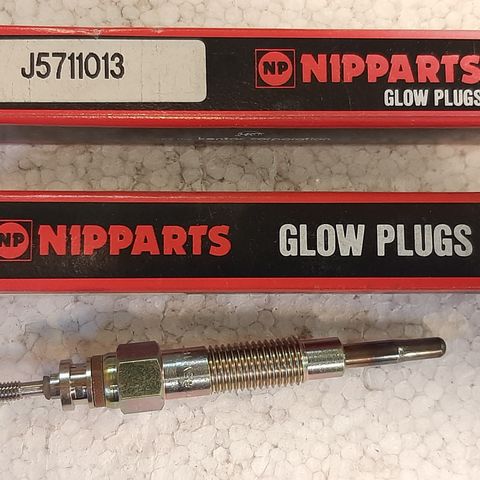 Nipparts glødeplugger til Nissan RD28 / RD28T motor