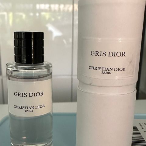 Dior Gris