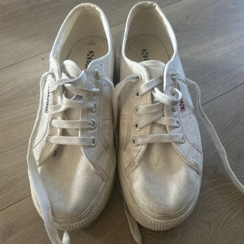 Superga sko