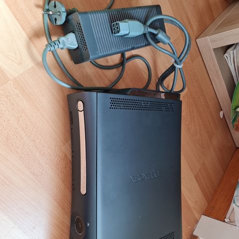 Xbox 360 fra ca 2009 / KUN konsoll