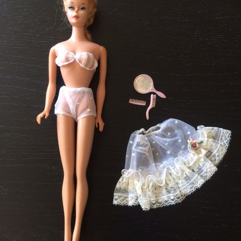 Vintage Barbie - Pak - Ruffles N' laces Mattel 1964 Komplett
