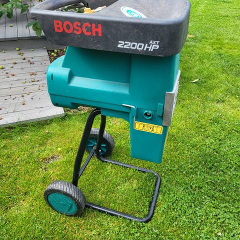Bosch AXT 2200HP kompostkvern til salgs