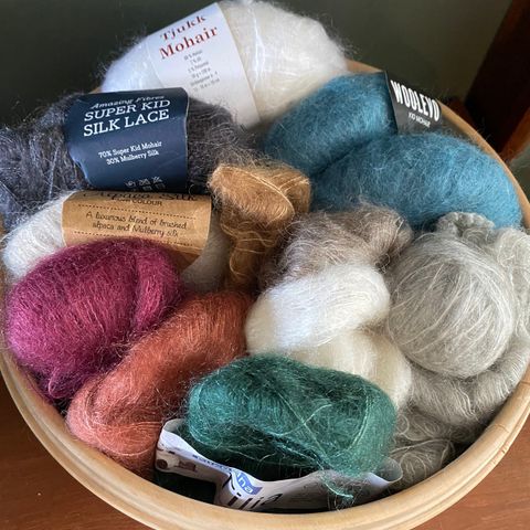 Diverse mohairgarnrester - 260g