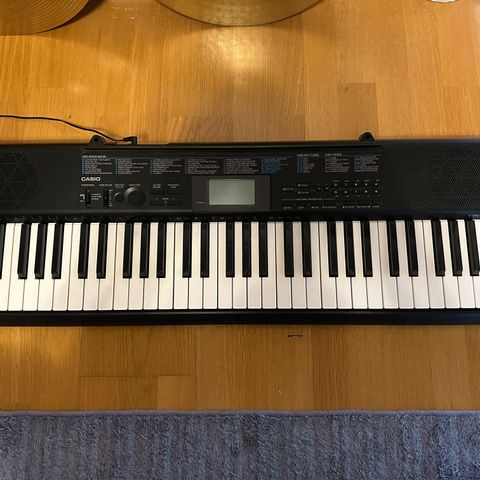 Casio CTK-1200 Keyboard selges