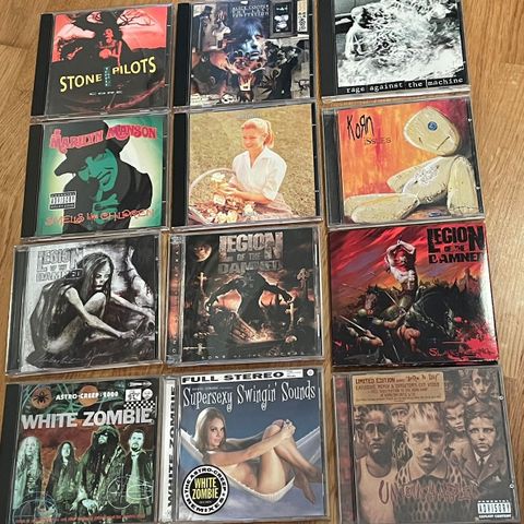 Diverse hard rock/metal cd’er selges (Korn, Rage, White Zombie, Alice Cooper)