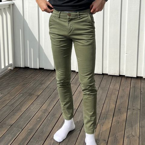 Grønne chinos W28 L32