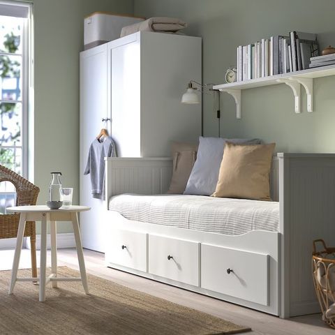 HEMNES Dagseng med to madrasser