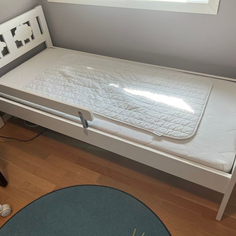 Hvit kritter barneseng (vokseseng) fra IKEA
