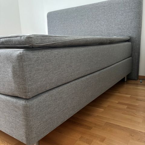 Seng og mattress 180X200
