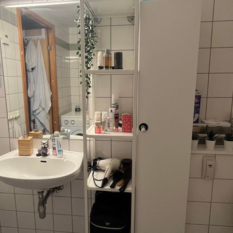 Ikea hylle + skap