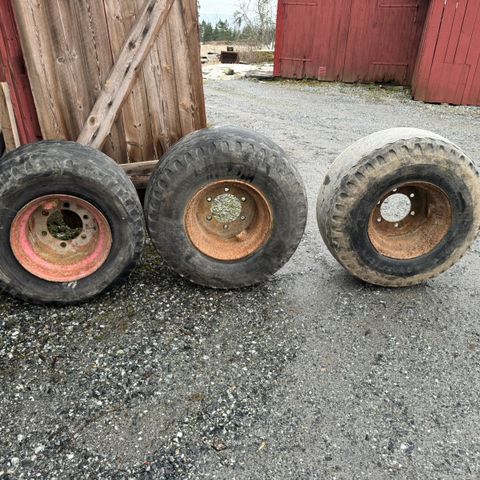3 felger med dekk til traktorhenger