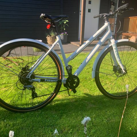 28’’ Explorer Everest, hybrid-sykkel