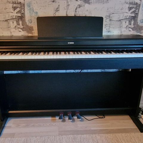 Digitalt piano Yamaha YDP 164 B