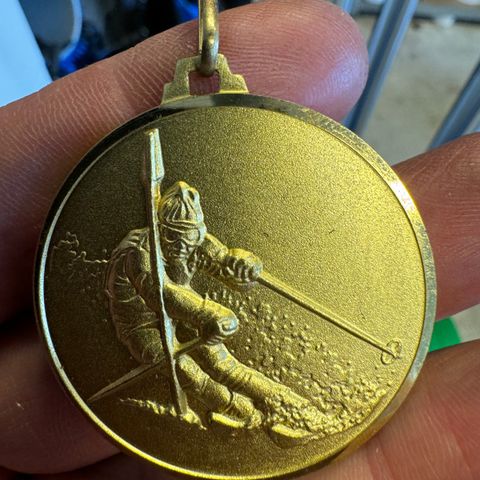 Medaljer selges samlet og rimelig