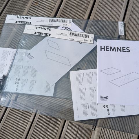 Hemnes hylleplater i glass