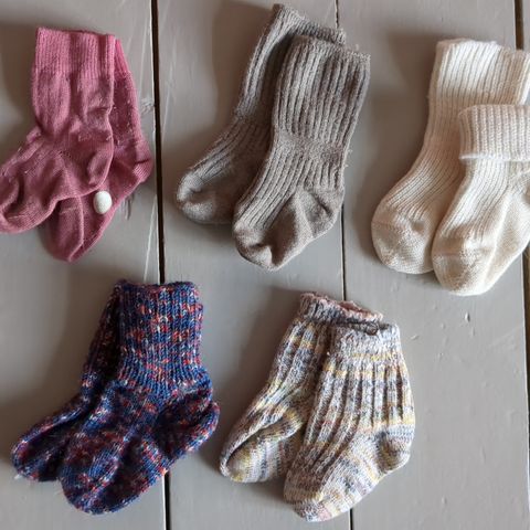 Varme sokker til baby